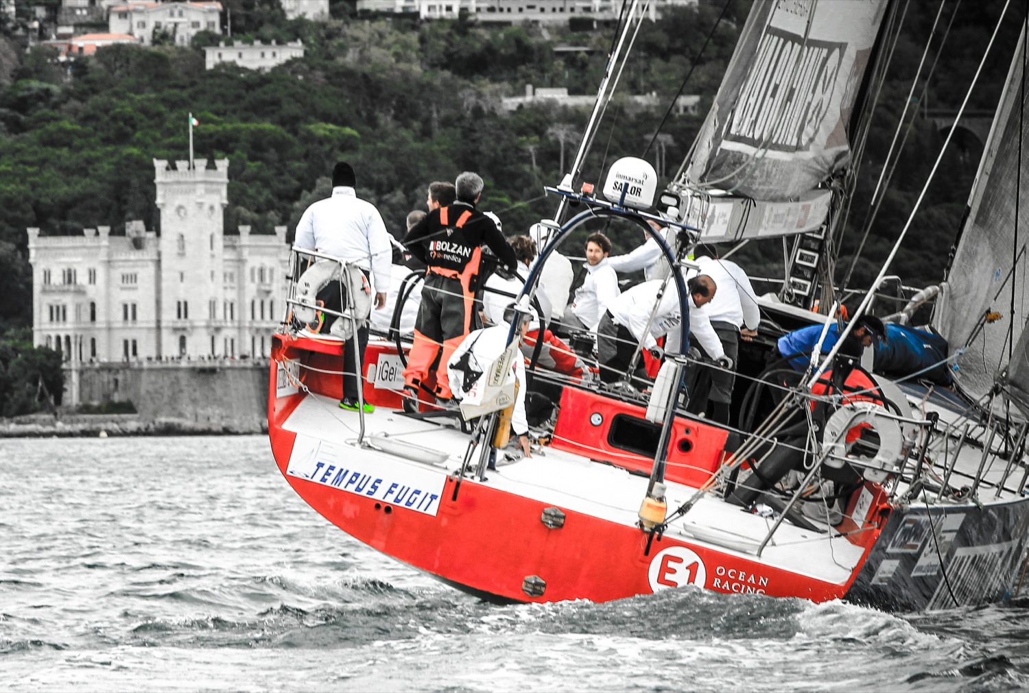 Un'immagine che ritrae barca, imbarcazioni, barca a vela, ricreazione e navigazione.