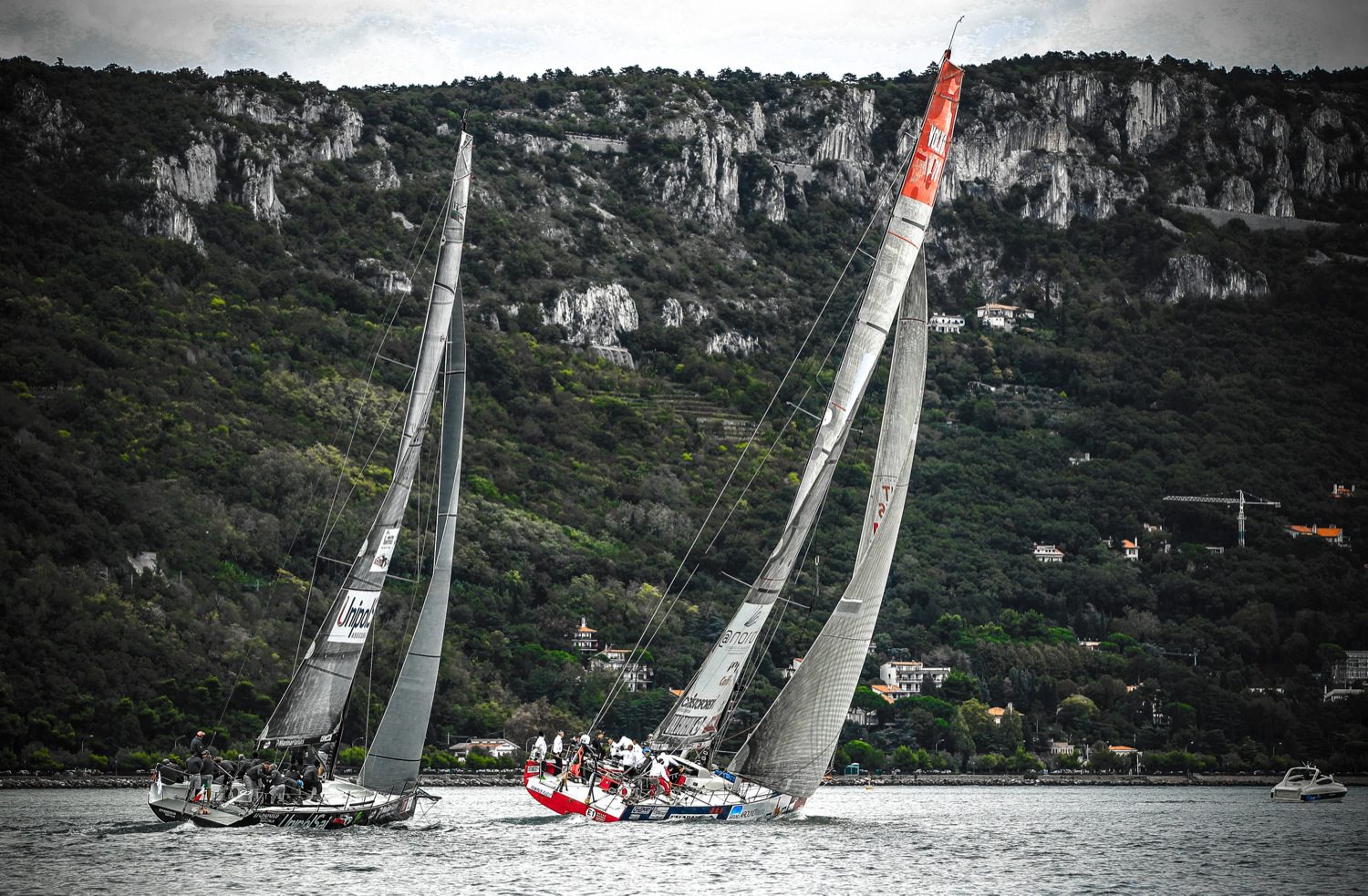 Un'immagine che ritrae barca, imbarcazioni, barca a vela, vela e ricreazione.