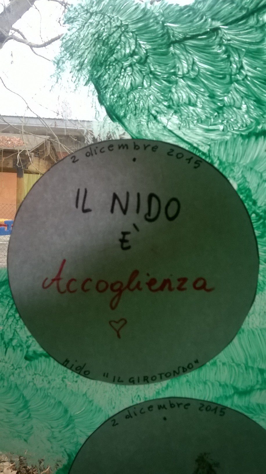 Un'immagine che ritrae grafia e etichetta.
