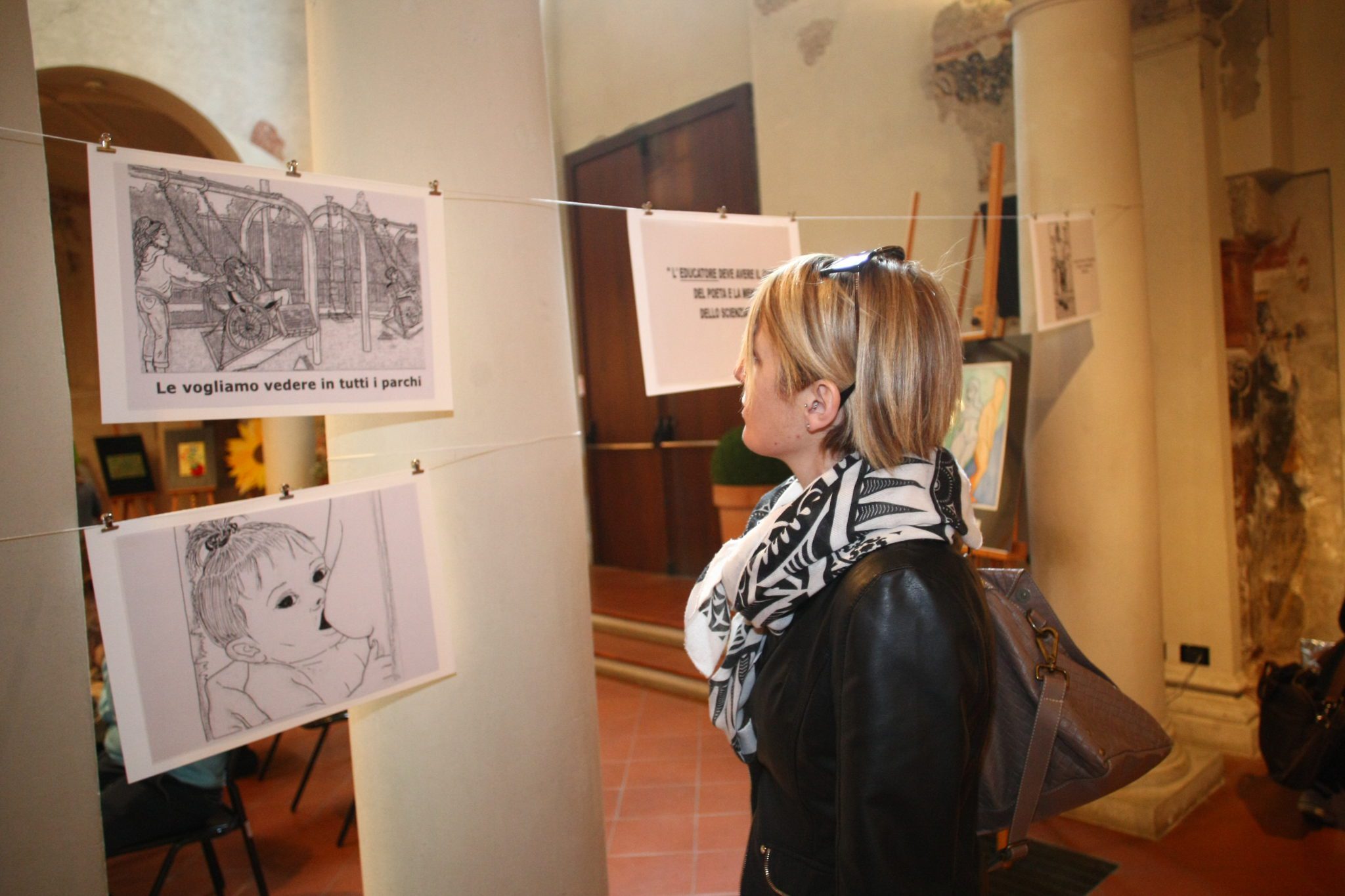 Un'immagine che ritrae mostra, arti visive, cornice, vernissage e museo d'arte.