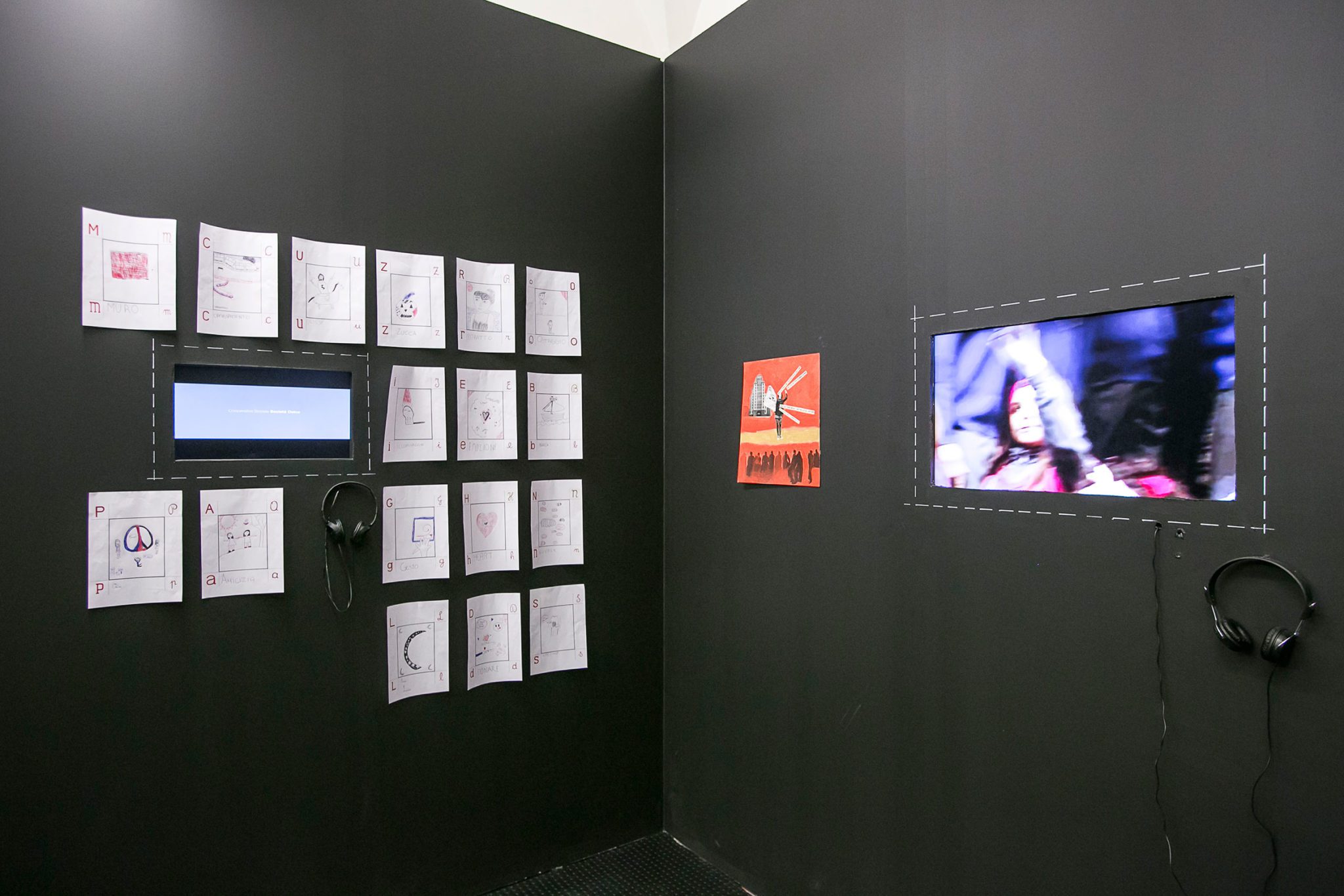 Un'immagine che ritrae tecnologia, grafica, mostra, graphic design e dispositivo di visualizzazione.