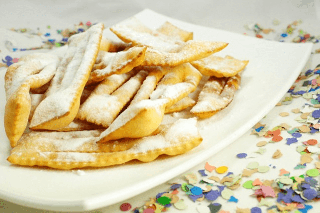 Un'immagine che ritrae cibo, ingrediente, zucchero a velo, cibo da mangiare con le dita e ricetta.