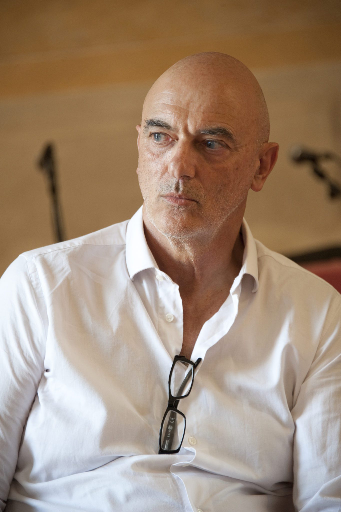 Un'immagine che ritrae mento, guancia, sopracciglio, fronte e pelle.