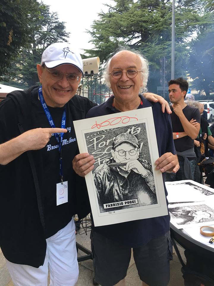 Un'immagine che ritrae occhiali, caricaturista e occhiali da sole.