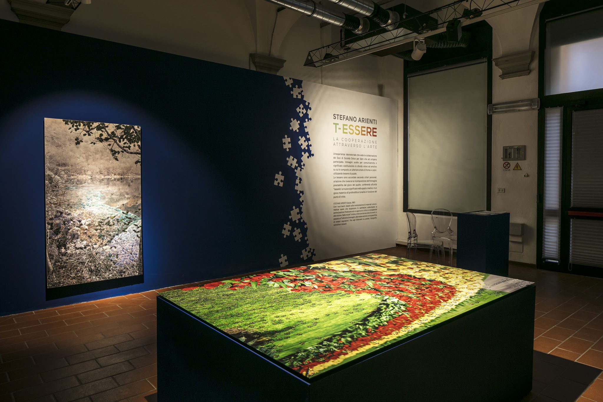 Un'immagine che ritrae design d'interni, pavimentazione, mostra, museo d'arte e arte moderna.